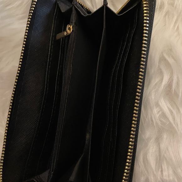 Luna Moth Wallet - Picture 3 of 4